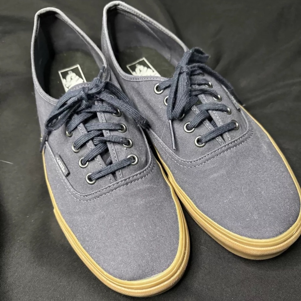 Vans Authentic Men's Blue Gumsole 12 Canvas Low Top Skate Style Gym